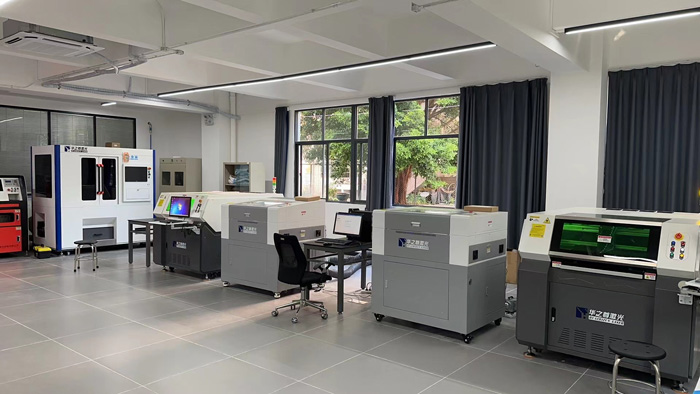 CCD視覺自動(dòng)定位激光切割機(jī)、激光雕刻切割機(jī)